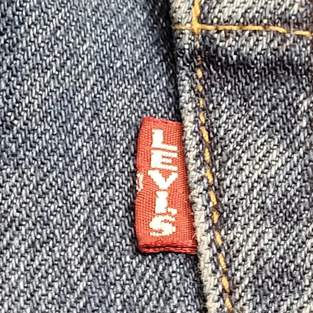 Levi's Premium 501 Original Fit XX Jeans Mens 35x32 Big E Medium Wash Button Fly